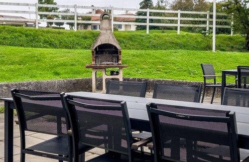 Ravensburg Apartment | Room 5, large cozy room for 2-3 people