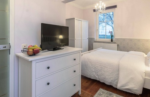 Thiessow Villa | Room 6 - Villa Wahnfried