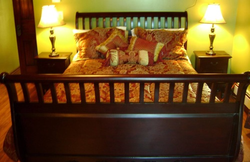 Fort Plain Bed & Breakfast | Room #8 We are only 30 min. away from "BASEBALL HALL OF FAME" in Coopers Town .