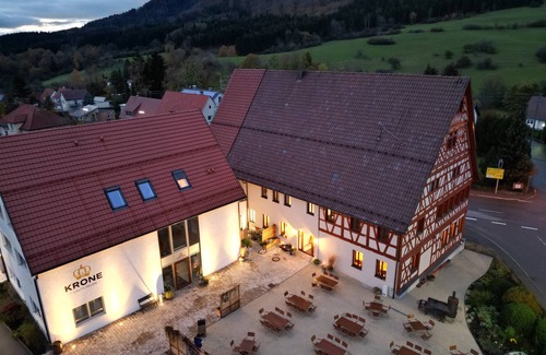 Lautlingen Apartment | Room 'Alfred' with Shared Terrace and Wi-Fi