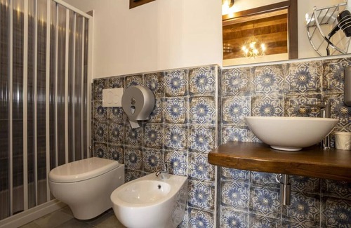 Sant'Angelo di Brolo House | Room 'Arcaloro Resort Rooms Luna' with Sea View, Wi-Fi and Air Conditioning