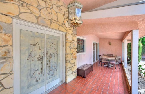 Woodland Hills Bed & Breakfast | Room at the house of Movies