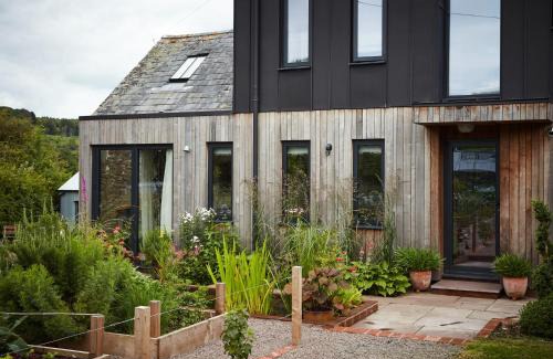 Abbey Dore Apartment | Room at the Mill