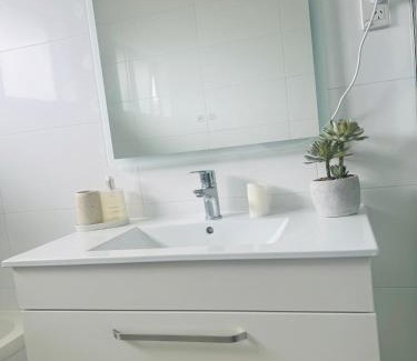 Papakura House | Room available near airport