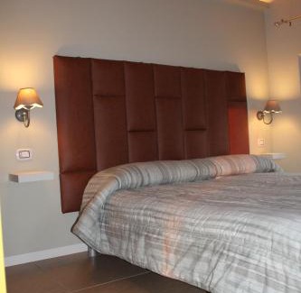 San Faustino-Madonnina-Quattroville House | Room & Breakfast A casa di Emma