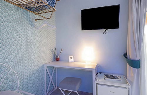 Agerola Apartment | Room 'Camera Miseria E Nobilta' with Balcony, Wi-Fi and Air Conditioning