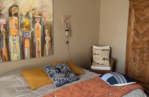 Boisroger Bed & Breakfast | Room Coquillage for two persons electric bed 180 cm