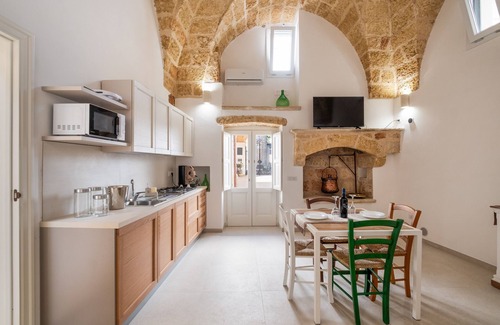 Montesano Salentino Bed & Breakfast | Room 'Dimora Botte' with Private Terrace, Wi-Fi and Air Conditioning