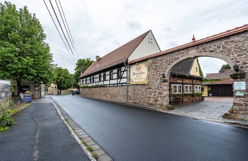 Soernewitz Apartment | Room 'Doppelzimmer Im Weinrestaurant' with Shared Garden and Wi-Fi