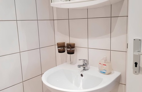 Minusio House | Room-double Room With Air Conditioning -
