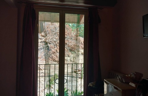 Patti Apartment | Room 'Filicudi' with Shared Terrace, Shared Garden and Air Conditioning