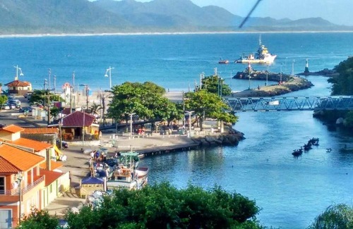 Barra da Lagoa House | Room for 6 with pool, great view and close to the beach