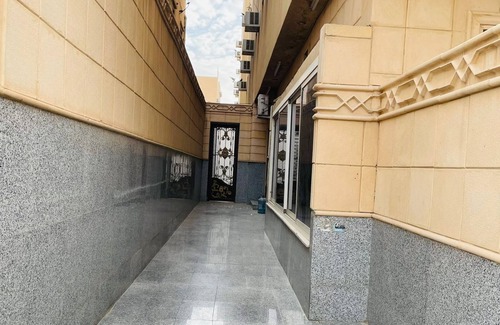 Riyadh Apartment | Room for Rent 6 monthsnPrice 1800 per monthnSecurity 1000nOffice Fee 1000