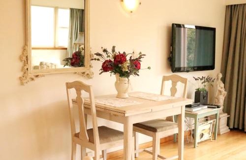 Richmond House | Room for Two