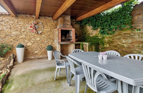 Ferreras de Abajo Apartment | Room 'Habitacion 2' with Shared Pool, Shared Terrace and Wi-Fi
