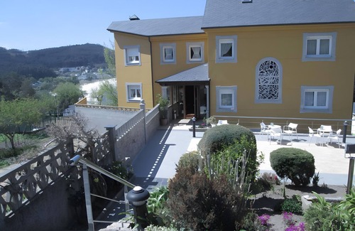 Faro Apartment | Room 'Habitacion 202' with Sea View, Shared Terrace and Wi-Fi