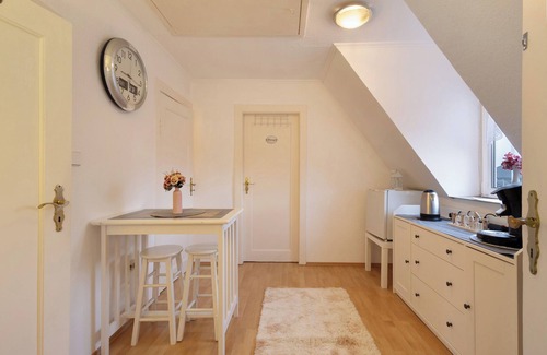 Poggensee Apartment | Room 'Holiday Accommodation in the Countryside' with Shared Kitchen/Terrace and Wi-Fi