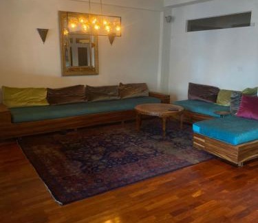 La Petite-Patrie House | Room in a Luxury Loft near Jean-Talon Market