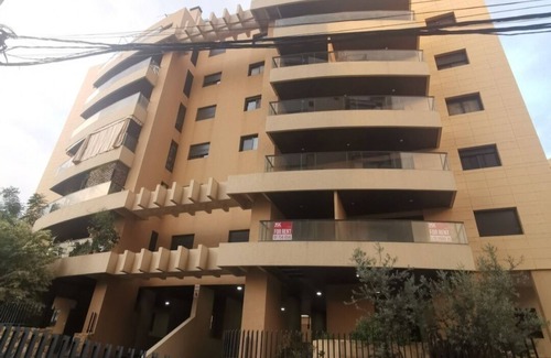 Antelias Apartment | Room in a shared apartment with WiFi in Antelias