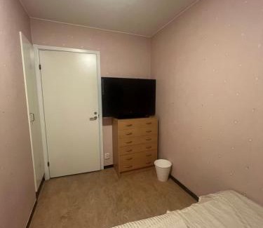 Bandhagen House | Room in center of Stockholm