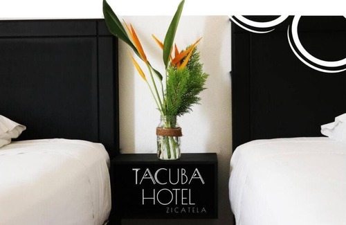 Santa Maria House | Room in Guest Room - Standard Queen Room two Beds n01