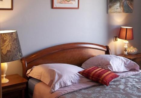 Cugnaux House | Room in Guest room - Luxury Guest Room, private entrance, shower room, wc, terrace, Private