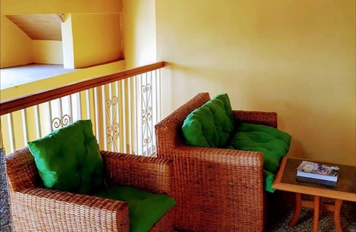Nungua House | Room in Guest Room - Renajoe Exclusive Guesthouse Tema Community 9