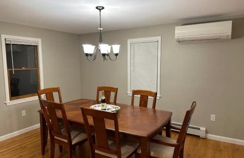 West Roxbury House | Room in Single Family House - Suburban Neighborhood in Boston