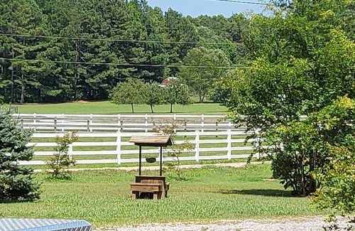 Petersburg House | Room in the Country.
