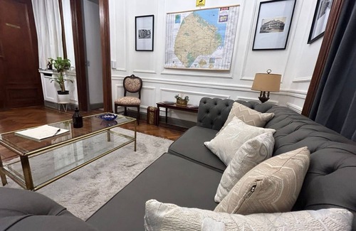 Balvanera Hotel | Room in the heart of the city in a French-style building