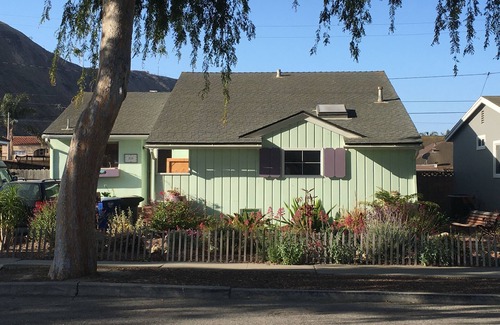Ventura House | Room in West Ventura Oasis near beaches with valley views