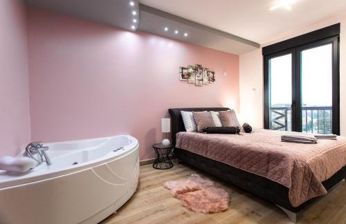 Subotica Apartment | Room Jacuzzi “ATHENA”