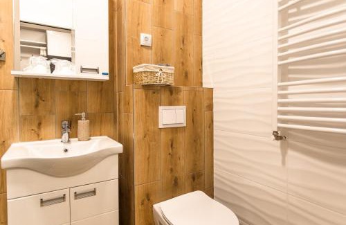 Subotica Apartment | Room Jacuzzi “ATHENA”