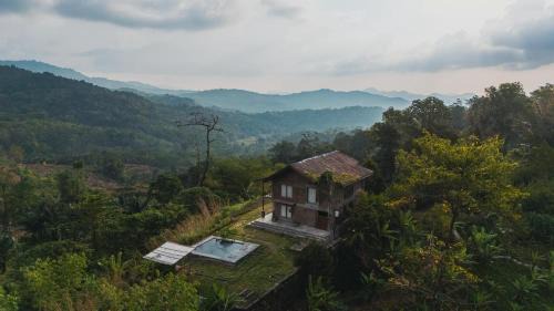 Labuan Bajo House | Room Kalimatan in Bukit Cottage