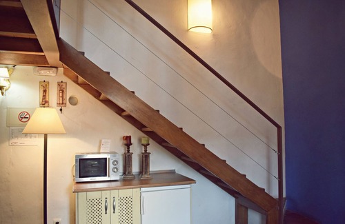 Consuegra Apartment | Room 'La Camara' with Shared Pool, Wi-Fi and Air Conditioning