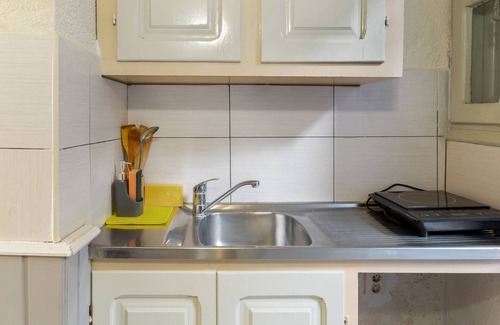 Panormos Apartment | Room 'Maisonette Two Split Level No 5' with Sea View, Wi-Fi and Air Conditioning