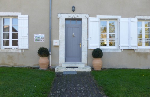 Tournecoupe House | Room MAUVE, Bed and Breakfast Saint Roch, indoor heated pool
