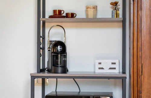 Su Forti Apartment | Room 'Melograno' with Private Garden and Air Conditioning
