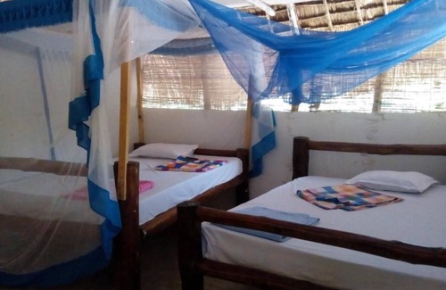 Gede House | Room-mida Creek Eco Camp - Eco Lodge