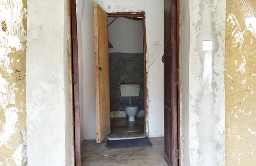 Gede House | Room-mida Creek Eco Camp - Eco Lodge