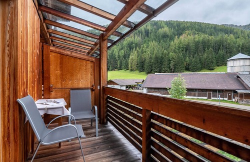 Rio Bianco Apartment | Room 'Naturidyll Mitterbach 11' with Mountain View, Shared Garden and Wi-Fi