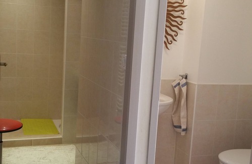 Tournecoupe House | Room ORANGE, Bed and Breakfast Saint Roch, indoor heated pool