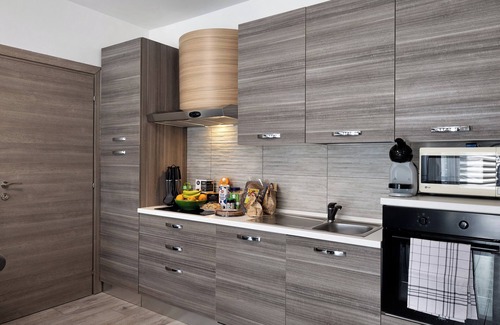 Cervere Apartment | Room 'Palma' with Shared Terrace, Wi-Fi and Air Conditioning