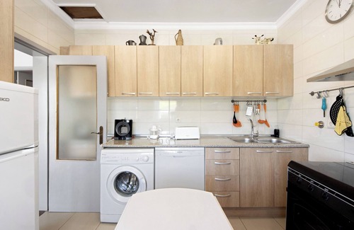 Provesende Apartment | Room 'Quarto 1 - Casa Da Jesus' with Mountain View, Wi-Fi and Air Conditioning