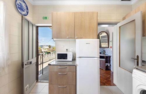 Provesende Apartment | Room 'Quarto 3 - Casa Da Jesus' with Mountain View, Wi-Fi and Air Conditioning