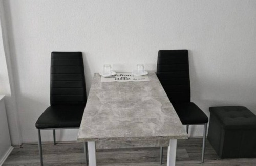 Bahnhofsvorstadt Hotel | Room rental Freiberg center