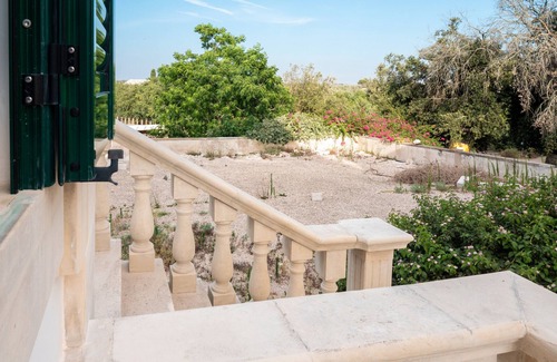Castromediano Apartment | Room 'San Biagio Baldacchino 12' with Shared Pool, Wi-Fi and Air Conditioning