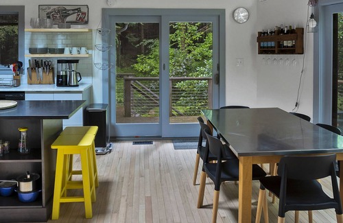 New Marlborough House | Room to Roam. Modern home with all amenities + sep. cabin on 10+ wooded acres.
