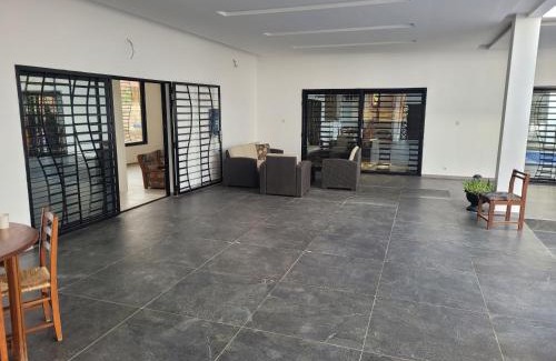 Toubab Dialao House | Room Villa Sylla fall