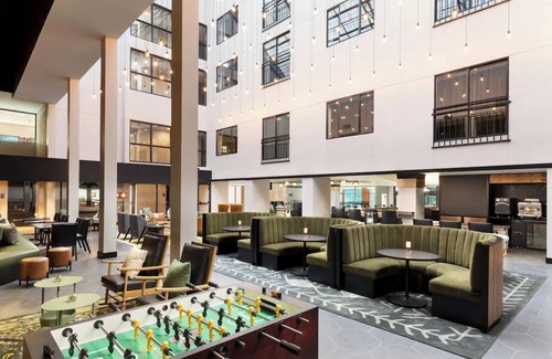 Brookline Hotel | Room with 2 Queen Beds at Arcadian Hotel! Near Boston Marathon Route!